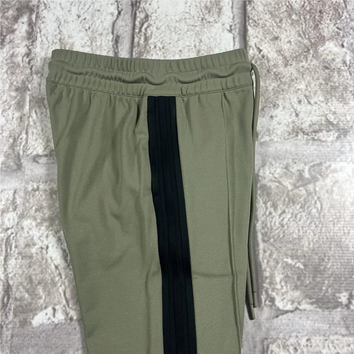 Adidas clothing - ATHLETICS PANT Fear Of God - IM6066 - Brown 4