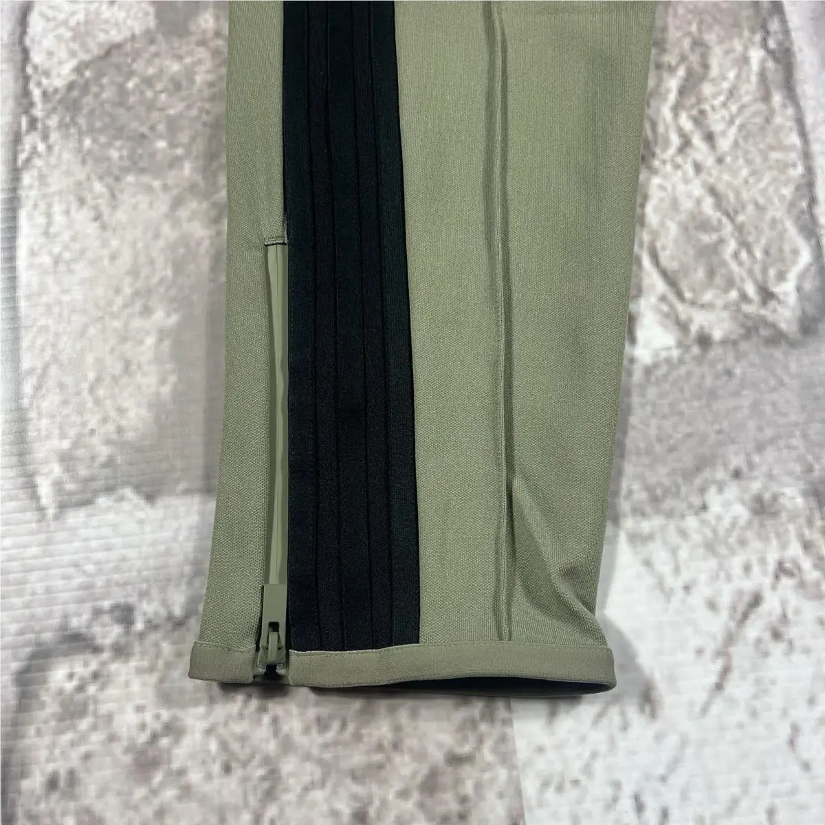 Adidas clothing - ATHLETICS PANT Fear Of God - IM6066 - Brown 7