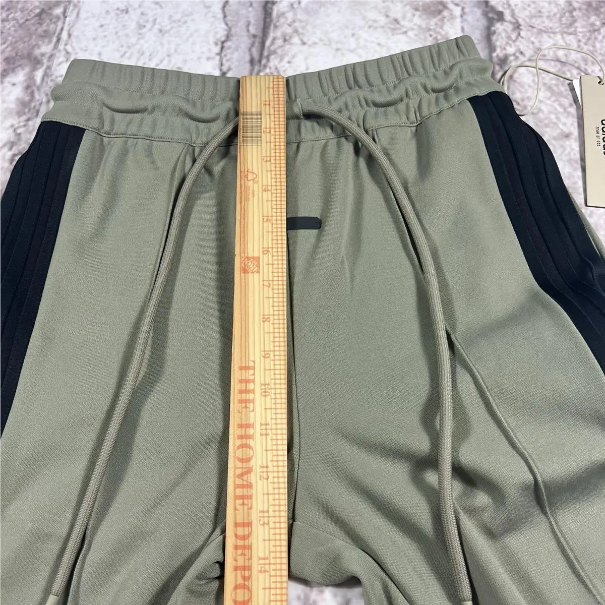 Adidas clothing - ATHLETICS PANT Fear Of God - IM6066 - Brown 12