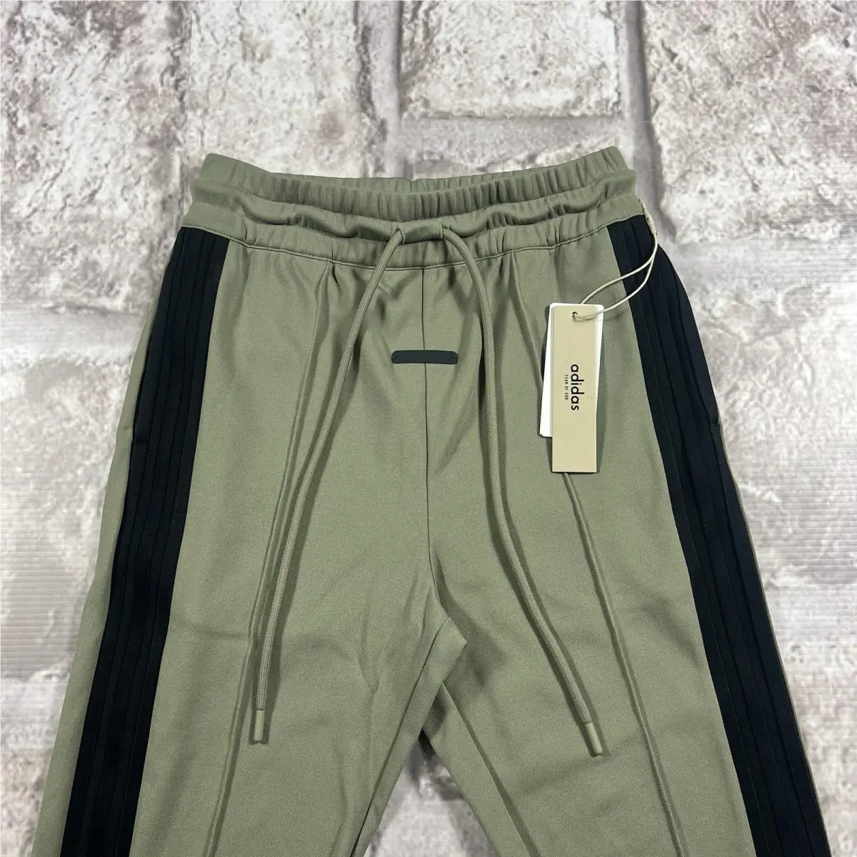 Adidas clothing - ATHLETICS PANT Fear Of God - IM6066 - Brown 0