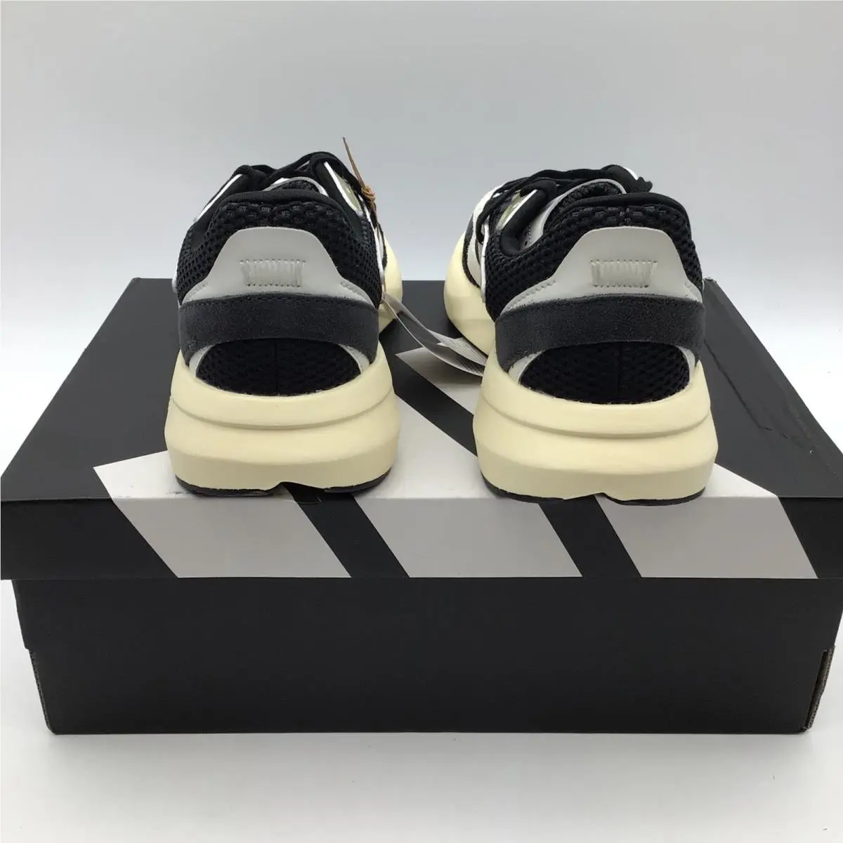 Adidas shoes - adidas LIGHTBLAZE - LIGHTBLAZE - Black 2
