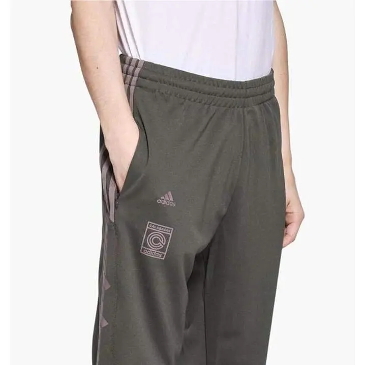 Adidas clothing - EA1900 - EA1900 - Core/Mink 2