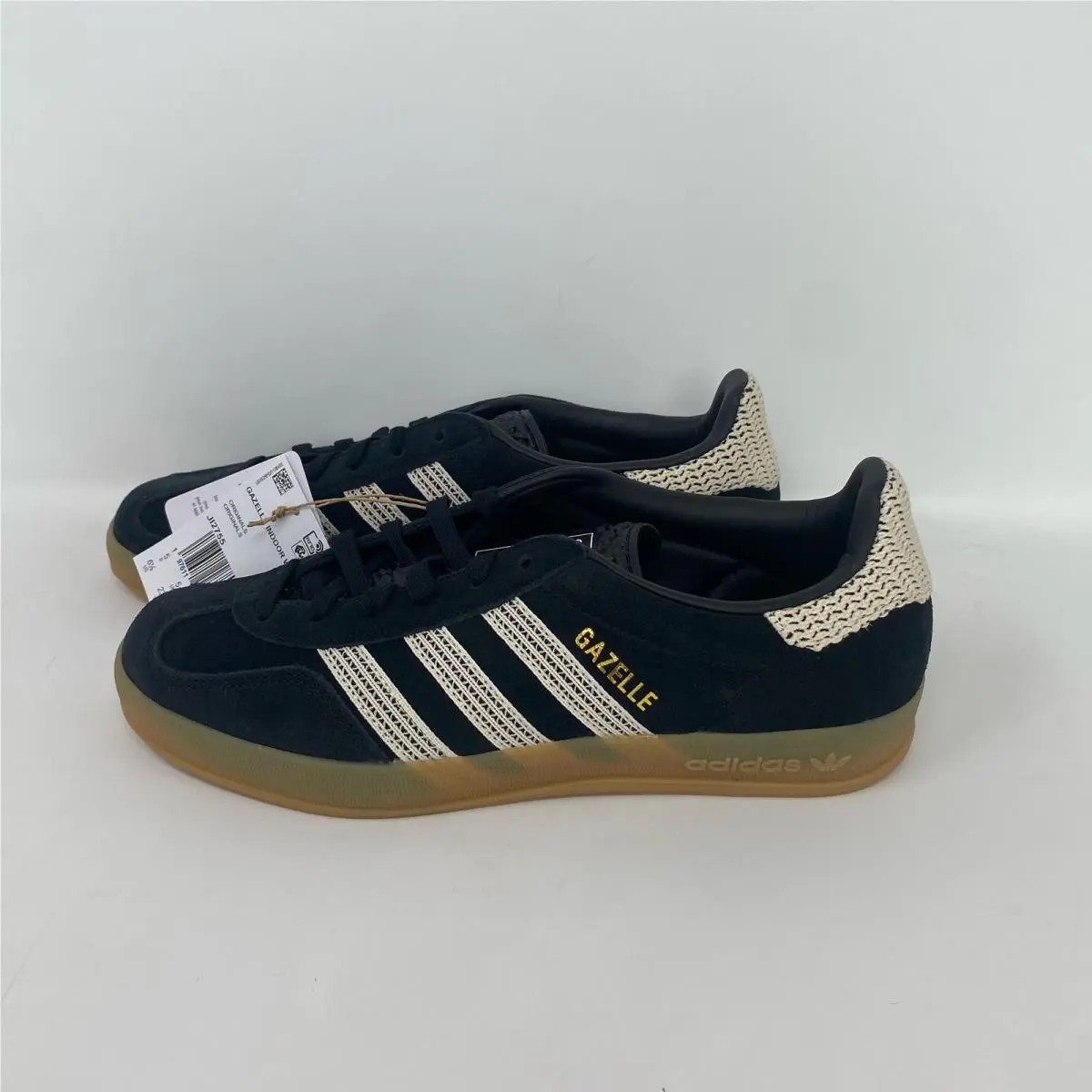 Adidas shoes - Black/Wonder White/Gum (UPC: 197611188040) 0