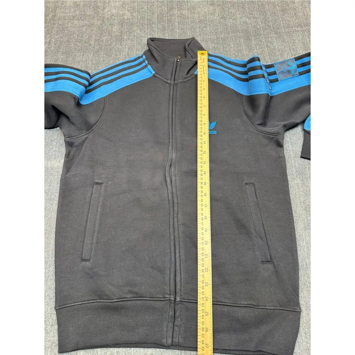 Adidas clothing - Black 6