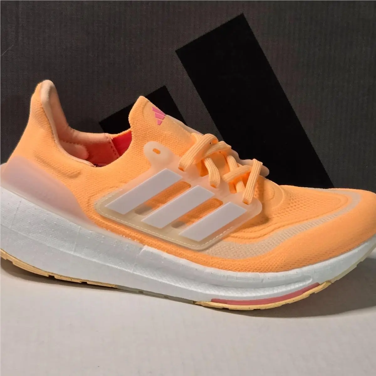 Adidas Ultraboost Light Women’s Running Shoes Size 9 Peach Pink