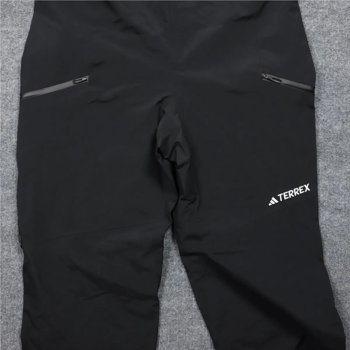Adidas clothing - Black 2