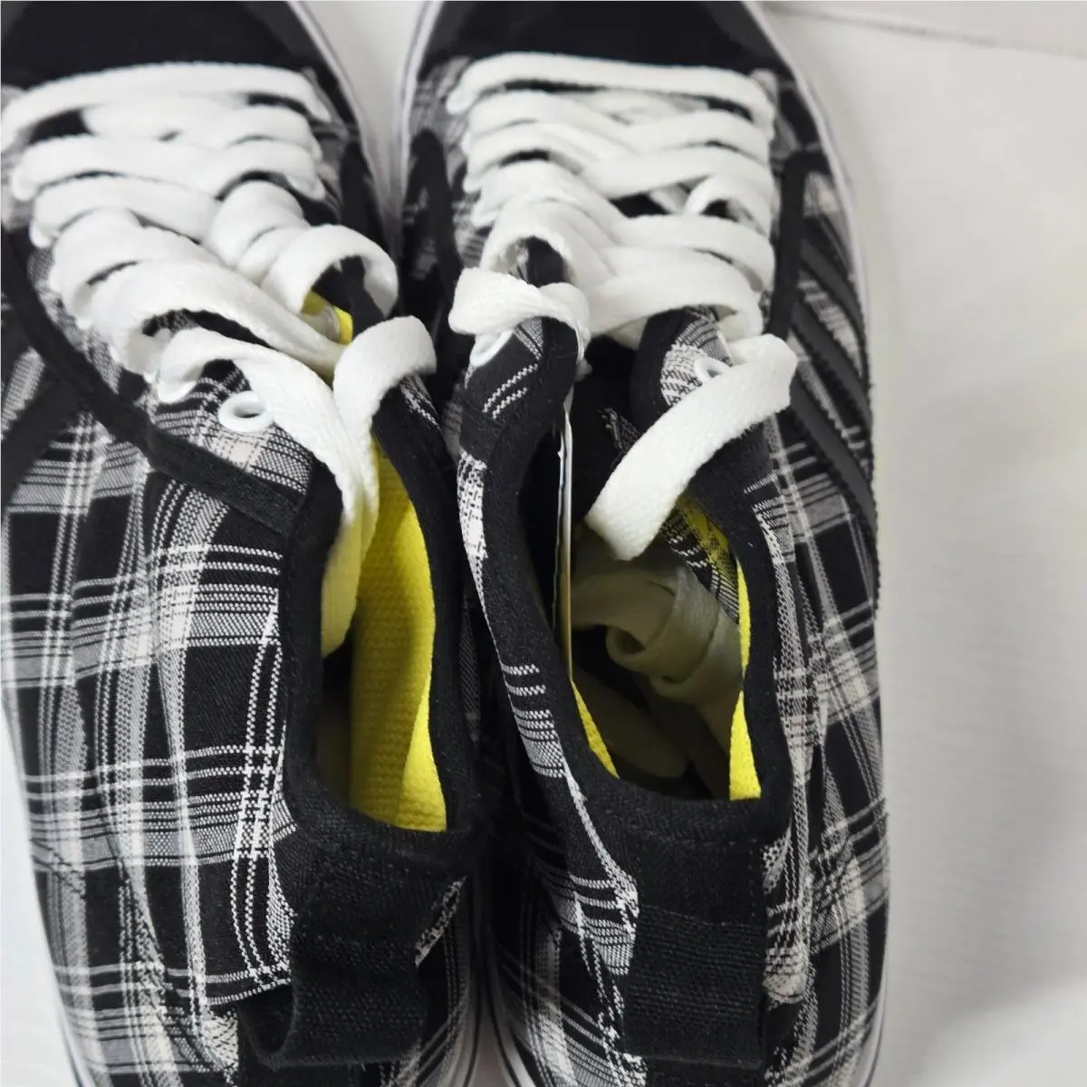 Adidas shoes - Black 4