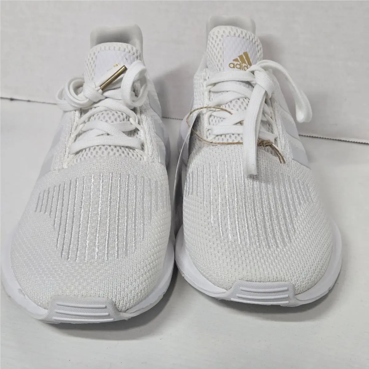Adidas shoes - adidas Swift Run - Swift Run - White 0
