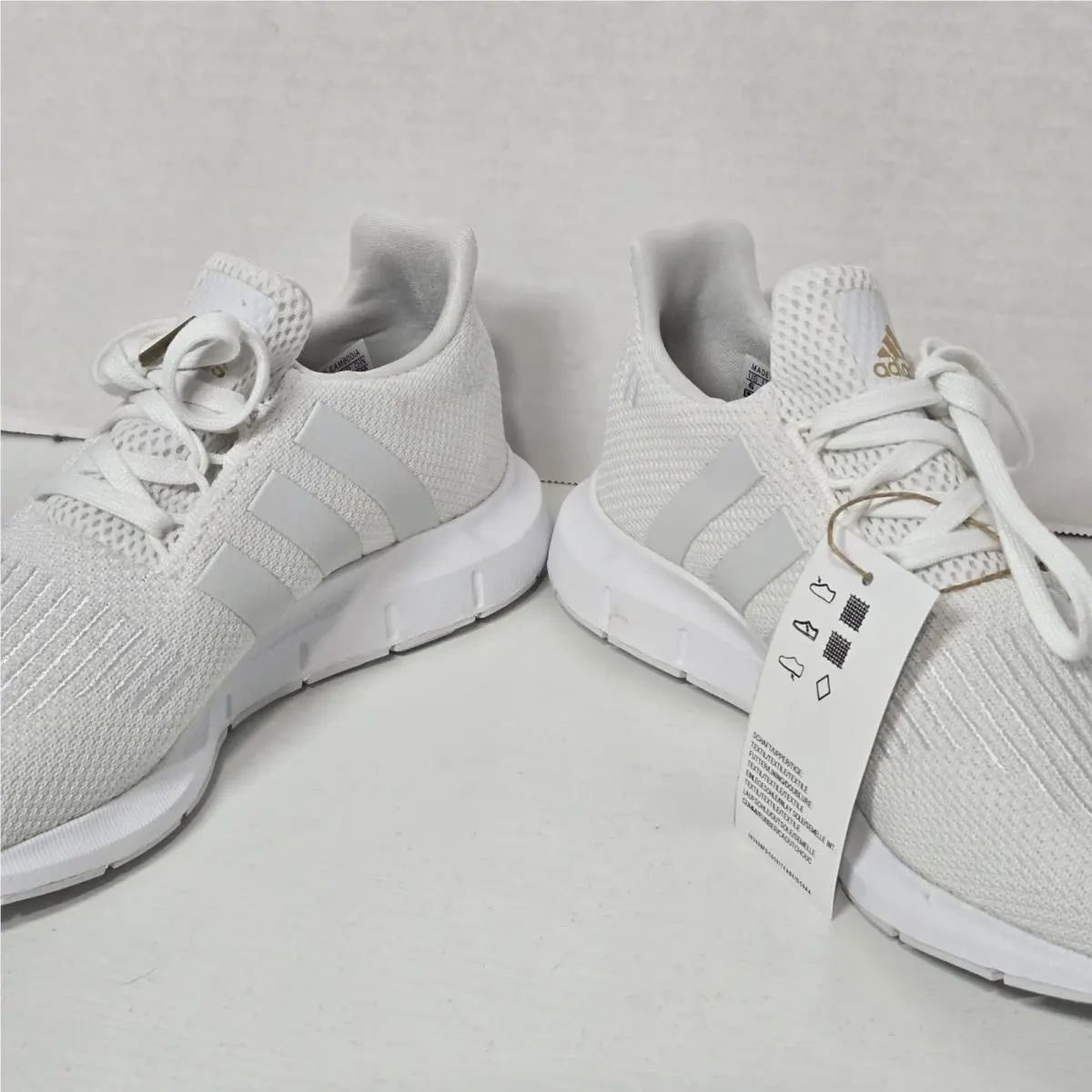 Adidas shoes - adidas Swift Run - Swift Run - White 1