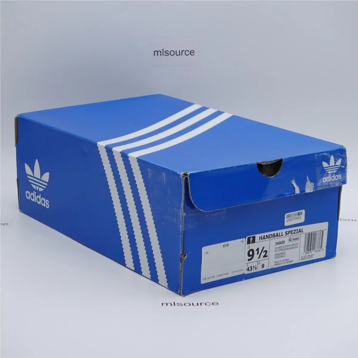 Adidas shoes - adidas Handball Spezial - Handball Spezial - JH5439 - Red, Manufacturer: Shadow Red/Cloud White/Chalk White (UPC: 196479183365) 2