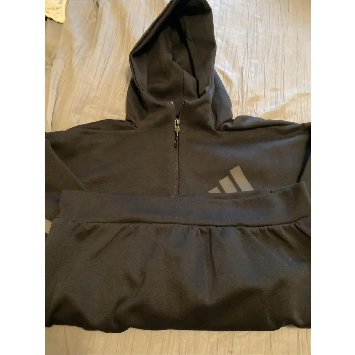 Adidas clothing - Black 3