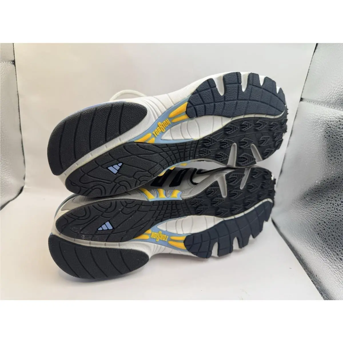 Adidas shoes - adidas Response - Response - White 4
