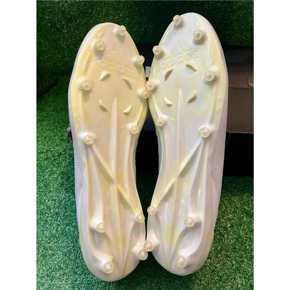 Adidas shoes - adidas adizero 8.0 - adizero - F35187 - White 3