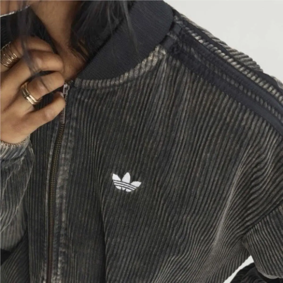 Adidas clothing - Adidas KE5030 - Black 3