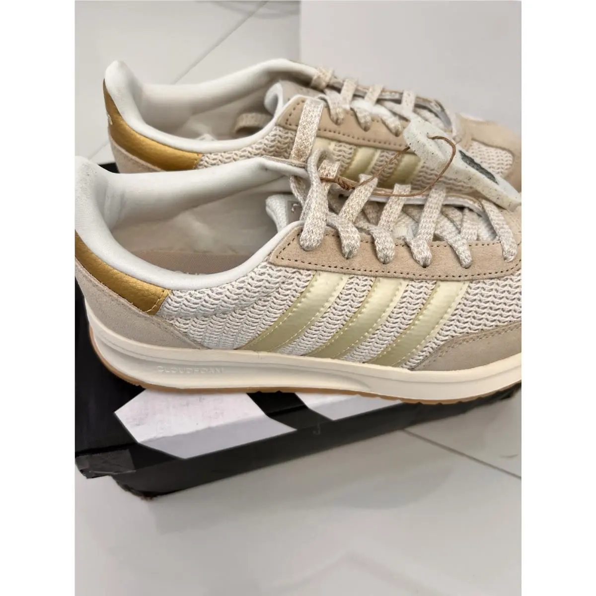 Adidas shoes - adidas Run 70s - Run - Beige 5