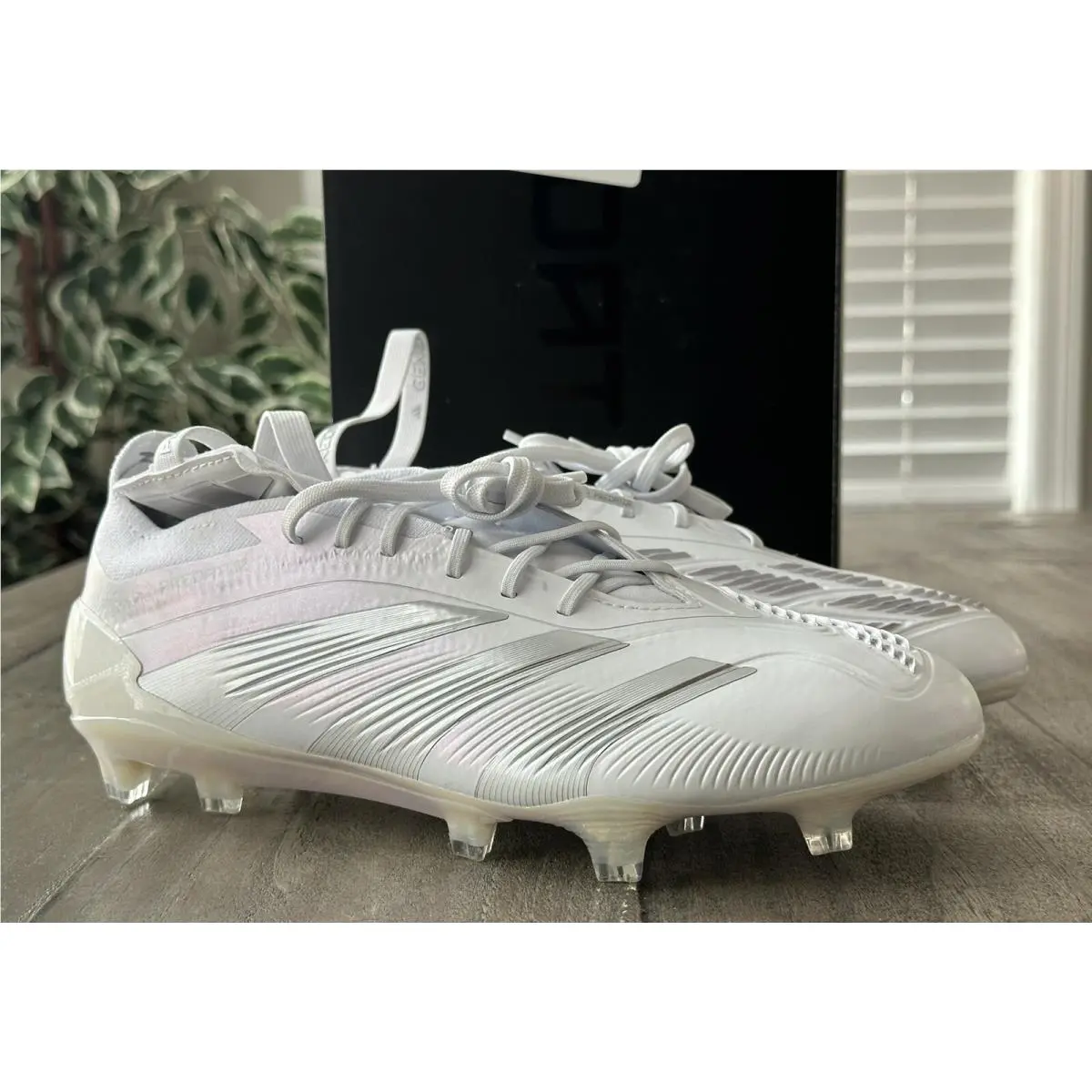 Size 7.5 Adidas Men’s Predator Elite FG Firm Ground Soccer Cleat Style IE1811