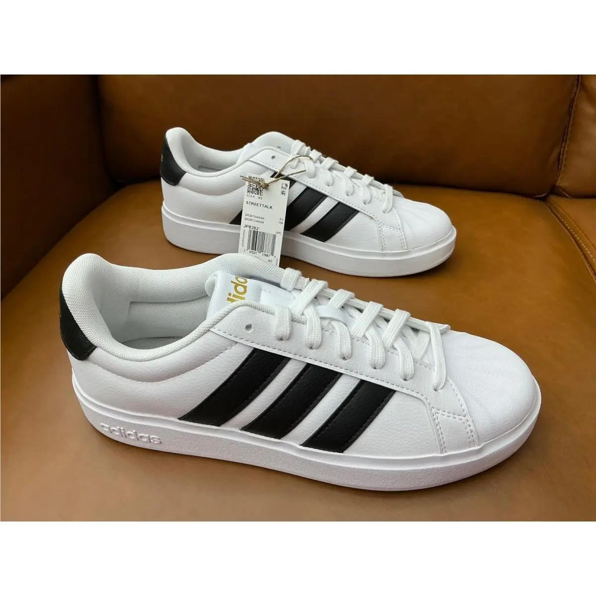 Streetcheck Sneakers Womens Size 8 White Black Shell Toe Low Top by Adidas