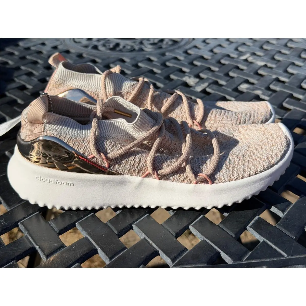 Adidas shoes - Beige 2