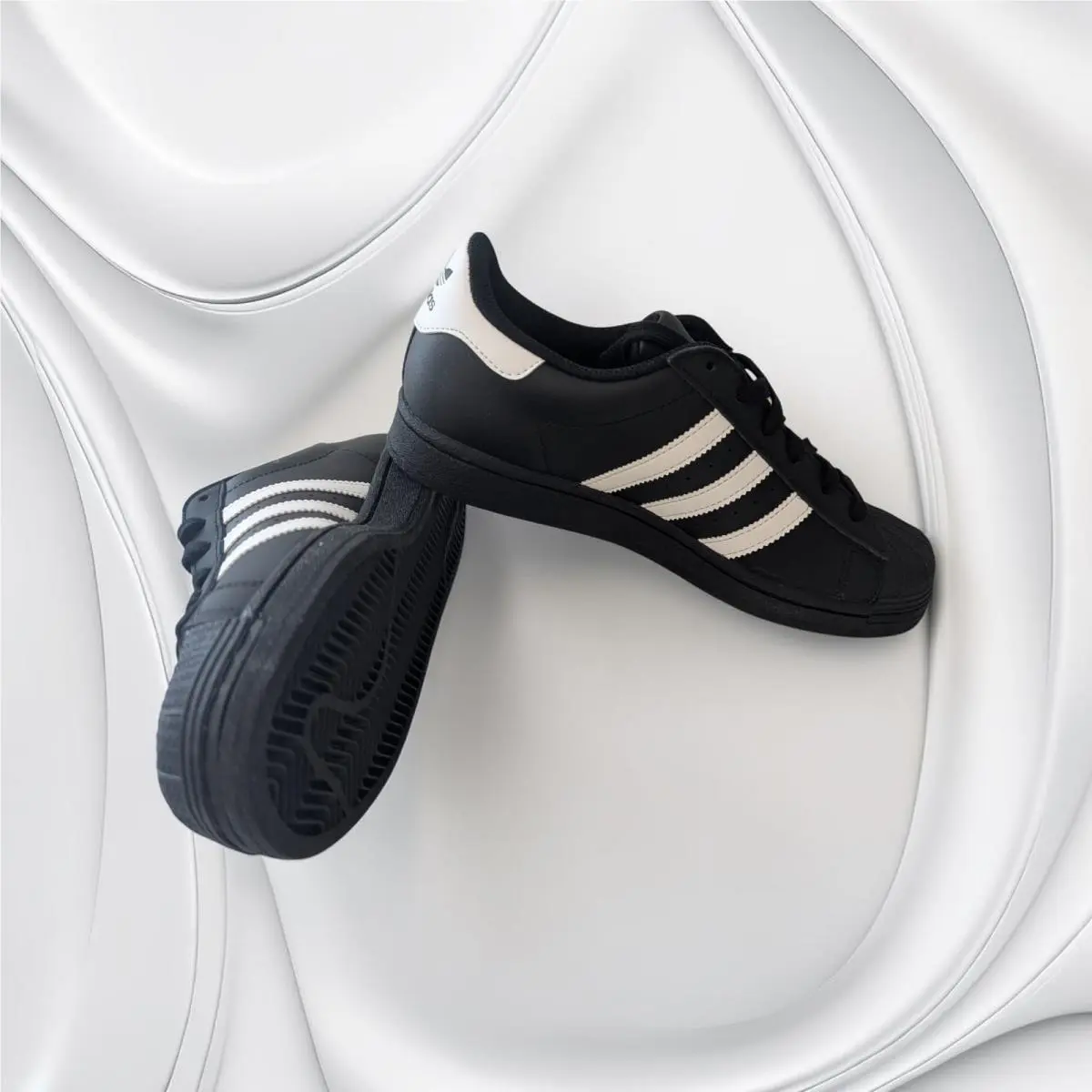 Adidas shoes - Black 3