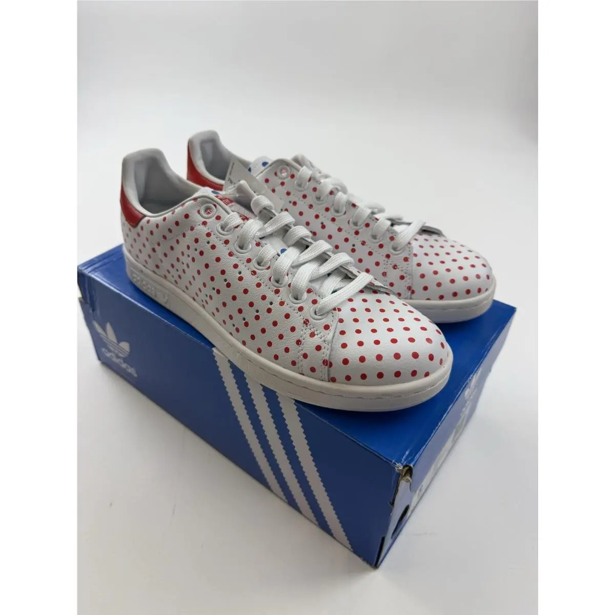 PW Stan Smith Spd Shoes Mens Size 8 White Red Polka Dot Pharrell B25401 by Adidas