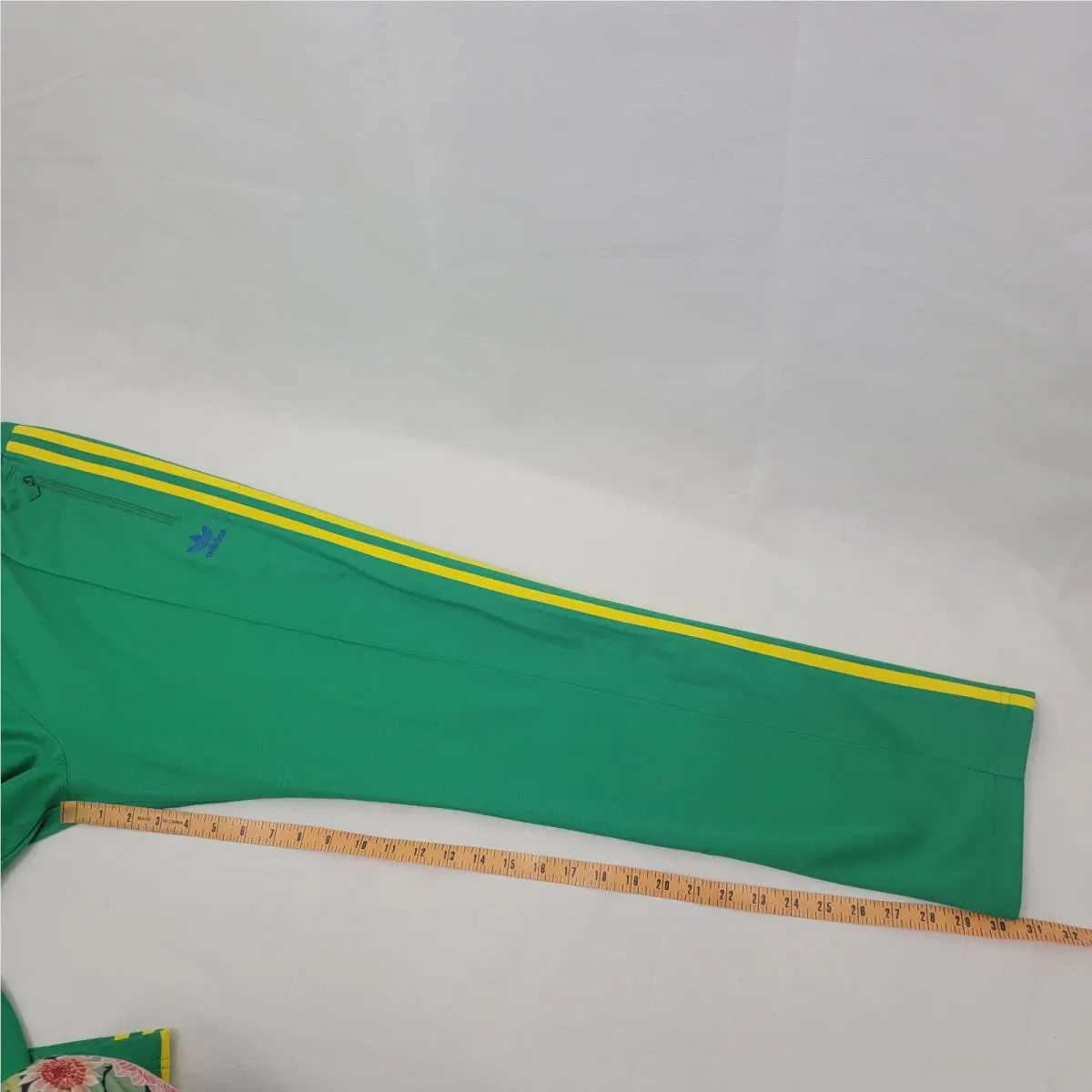 Adidas clothing - HK7404 - HK7404 - Green 11