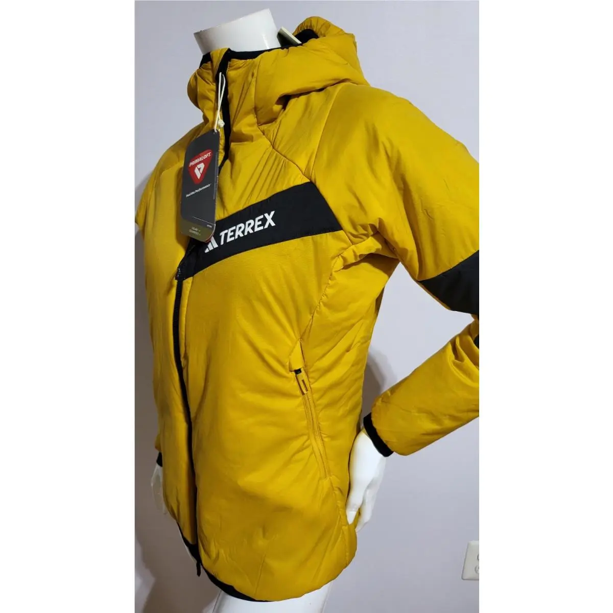 Adidas clothing - YELLOW / BLACK (UPC: 196469803952) 0