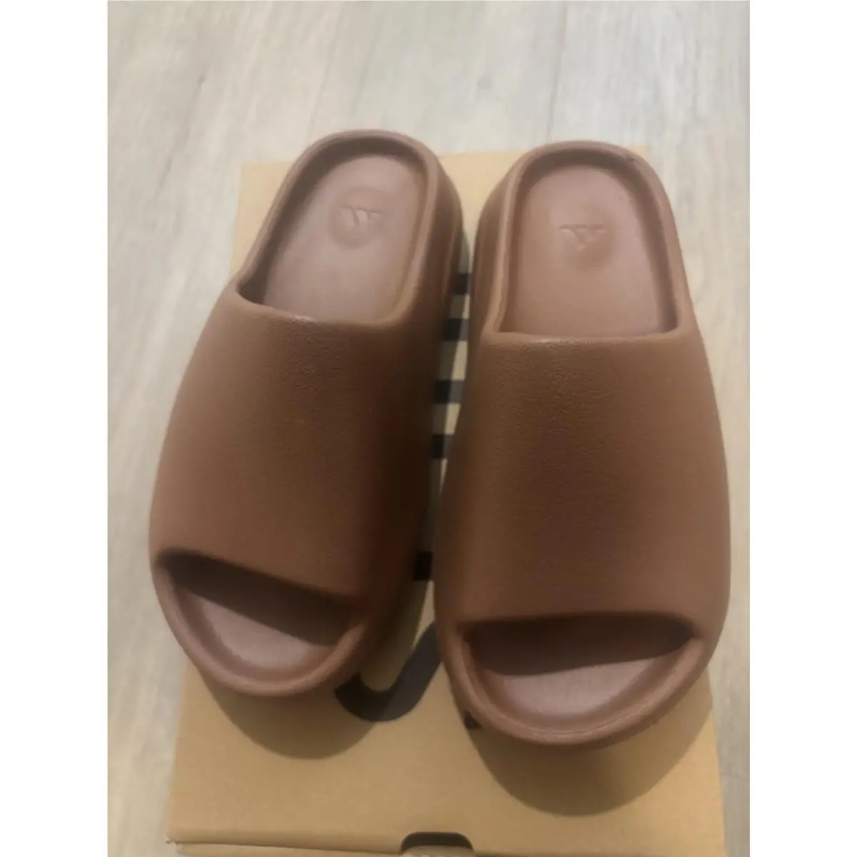 Yeezy Yzy Slide Flax Size 7 by Adidas