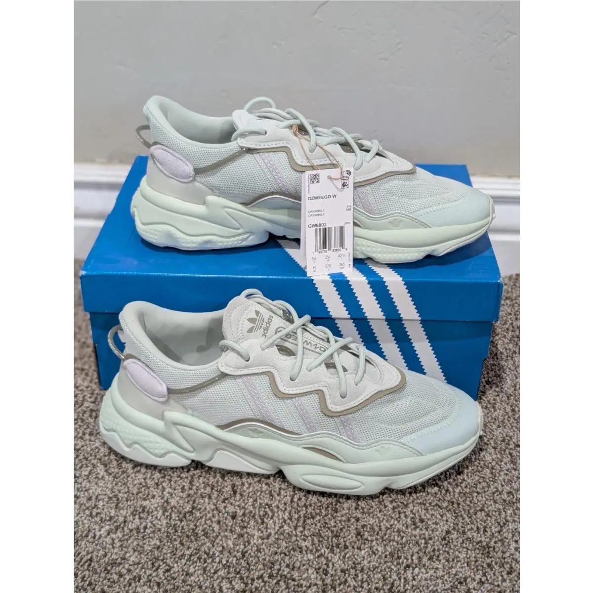 Size 10 Women`s  Ozweego Green/grey Lace Up Low Top Athletic Sneakers by Adidas