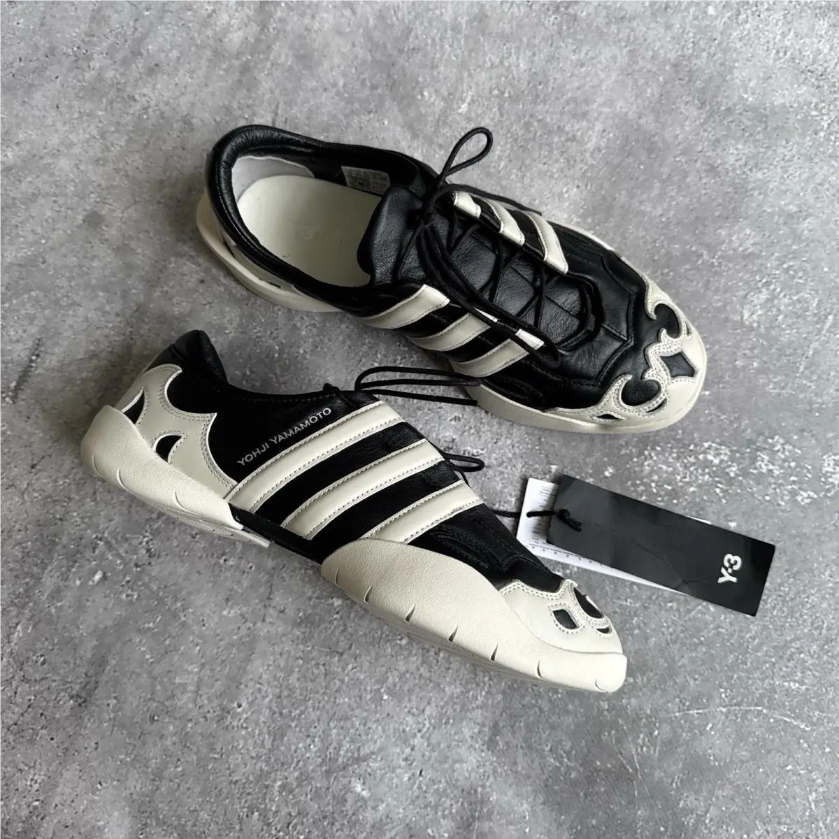 x Yohji Yamamoto Y-3 Regu 2002 Shoes JR3600 Size US 6 UK 4.5 EU 37 1/3 by Adidas