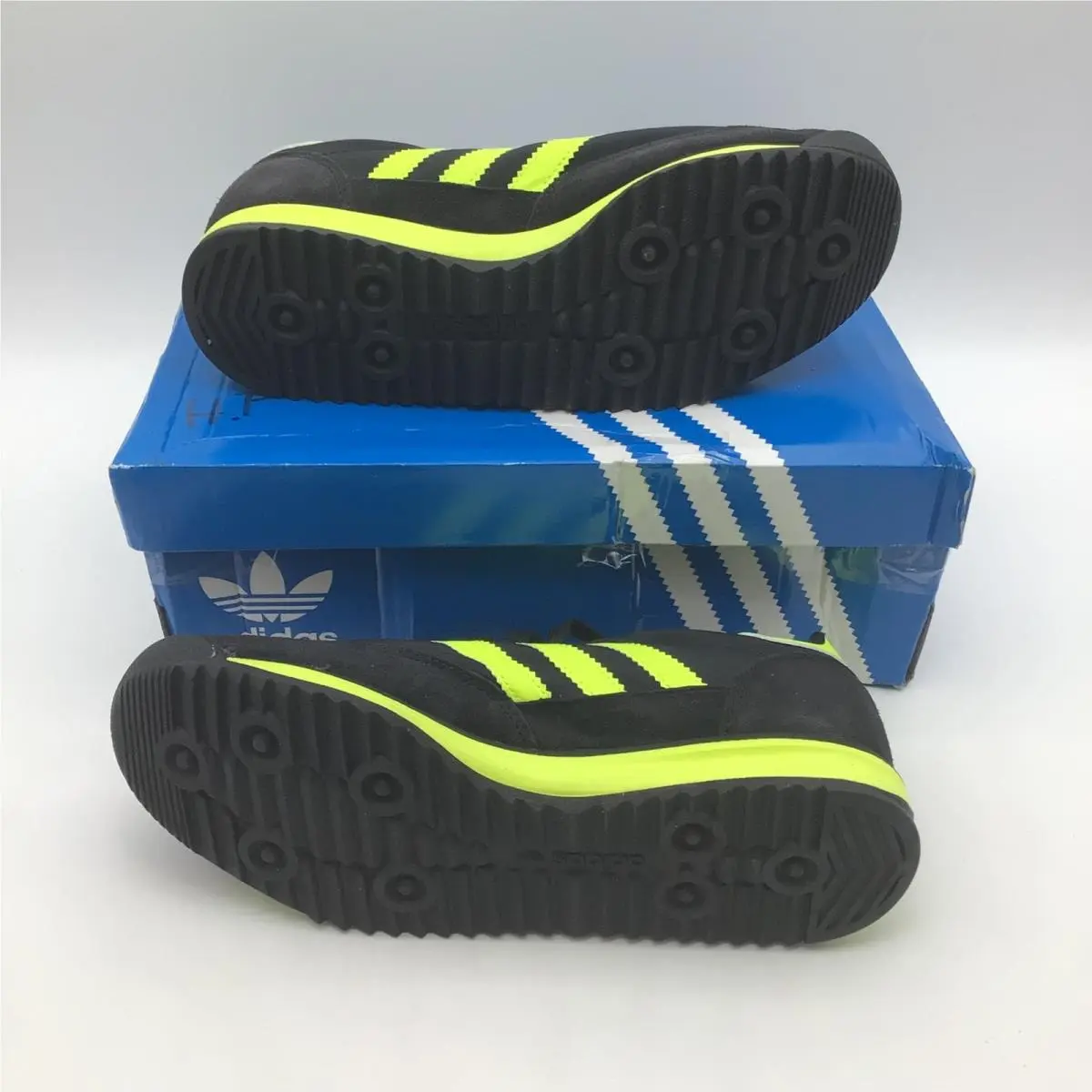 Adidas shoes - adidas SL 72 RS - Black 3