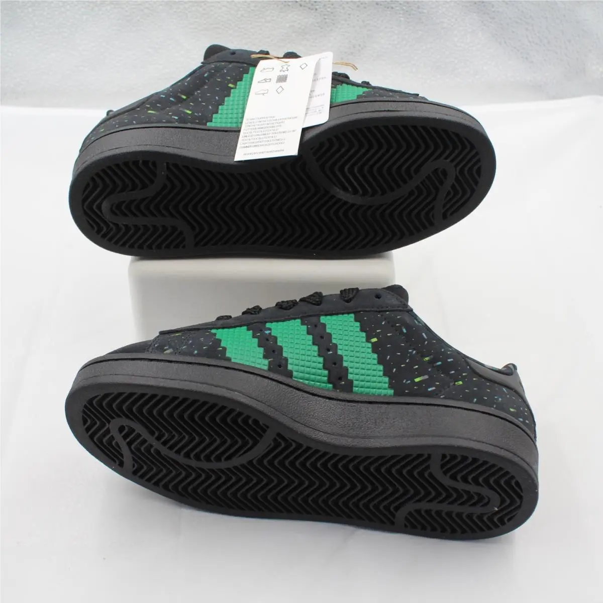 Adidas shoes - adidas Campus 00s - Campus - Black 4