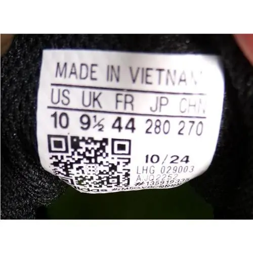 Adidas shoes - Black 3