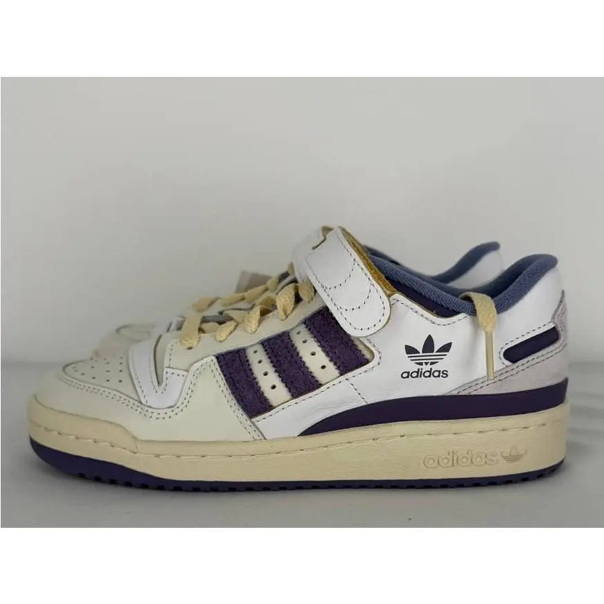 Adidas shoes - White 3