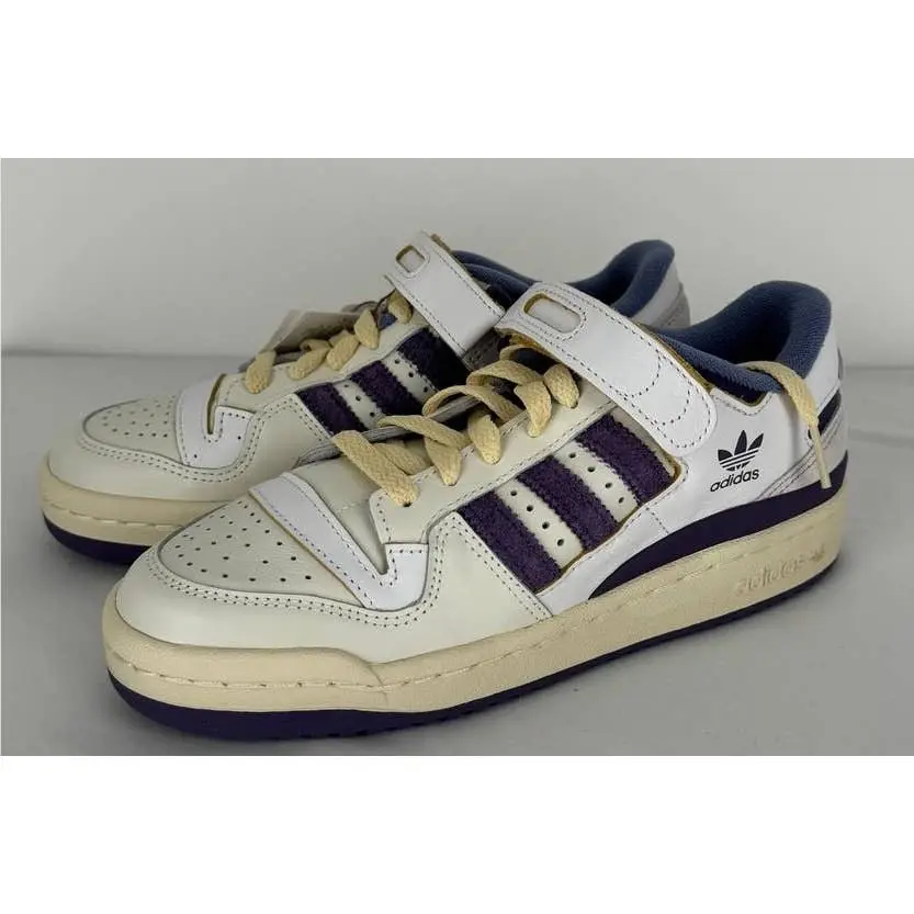 Adidas shoes - White 0