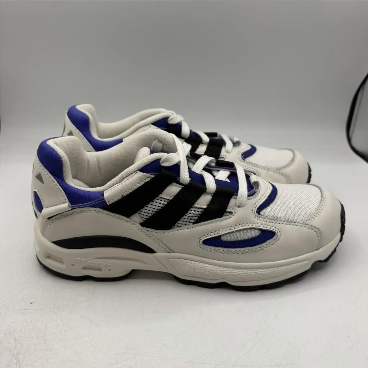 Adidas shoes - adidas Originals - Originals - EE3755 - White 0