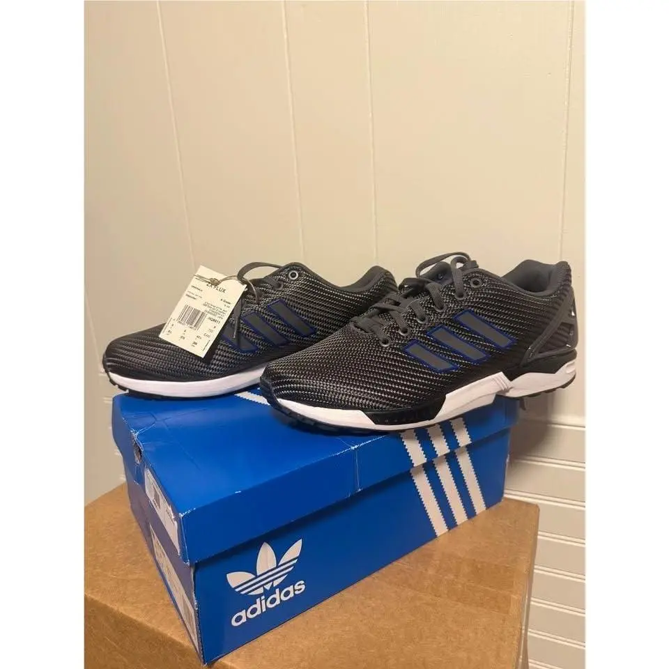 ZX Flux Shoes Size 9.5m by Adidas