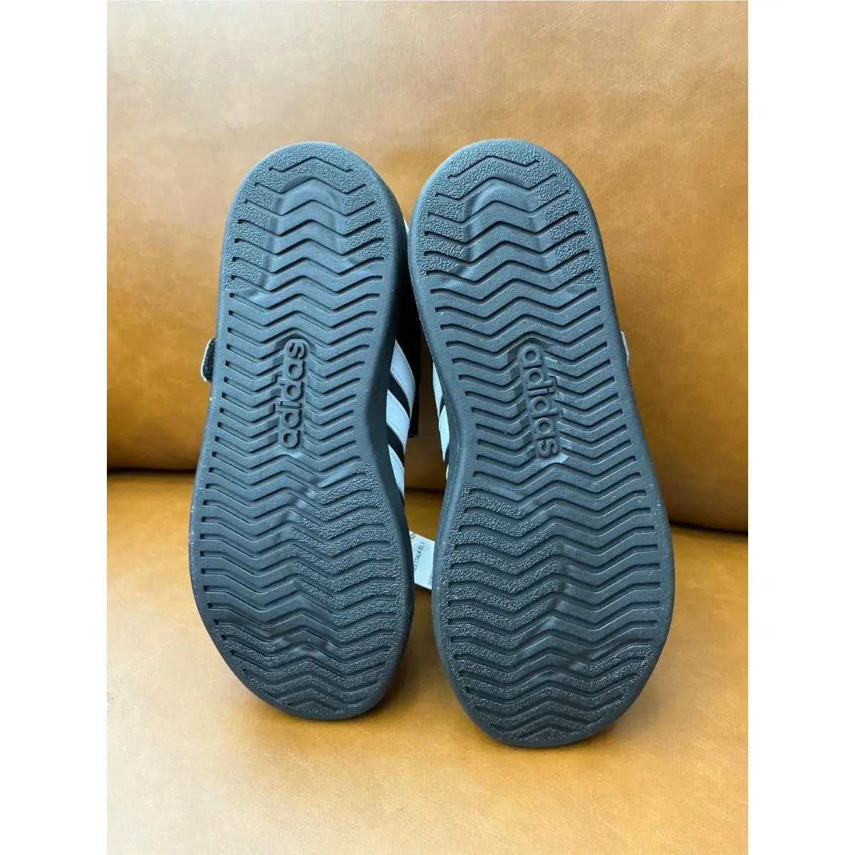 Adidas shoes - JS5055 - JS5055 - Black 1