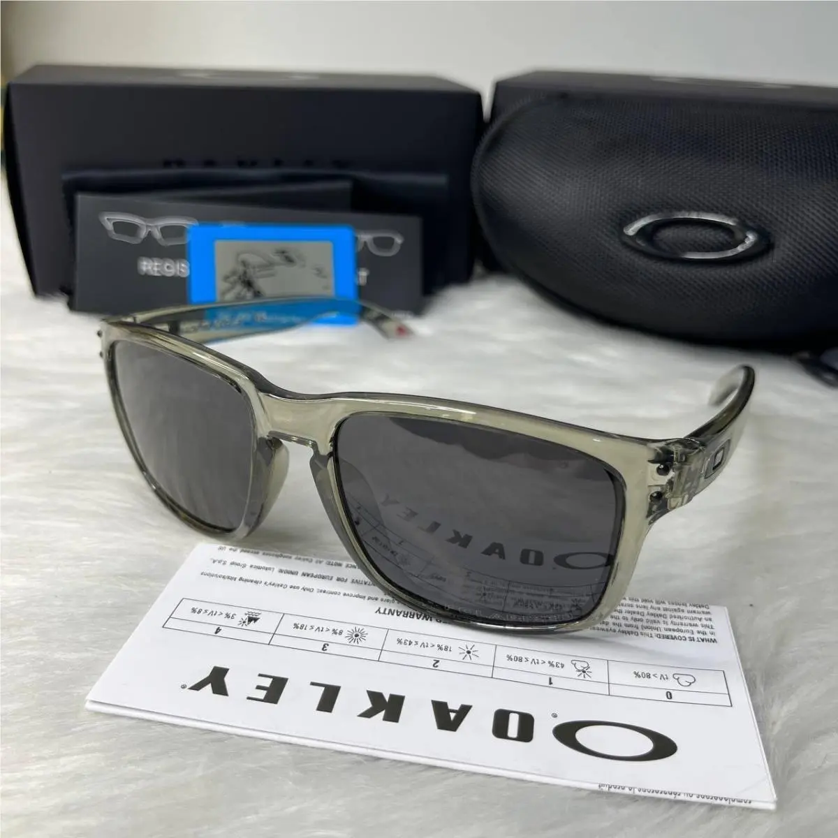 Holbrook Sunglasses Grey Smoke Frame Polarized Black Lens UV400 by Oakley