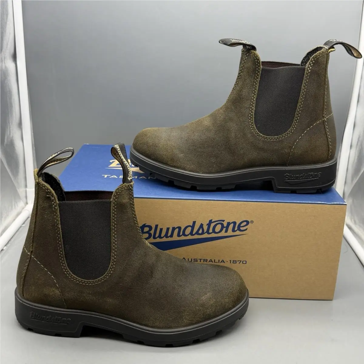 1615 Women’s 7.5 Men’s 5.5 Dark Olive Outdoor Trail Hiking Boots by Blundstone