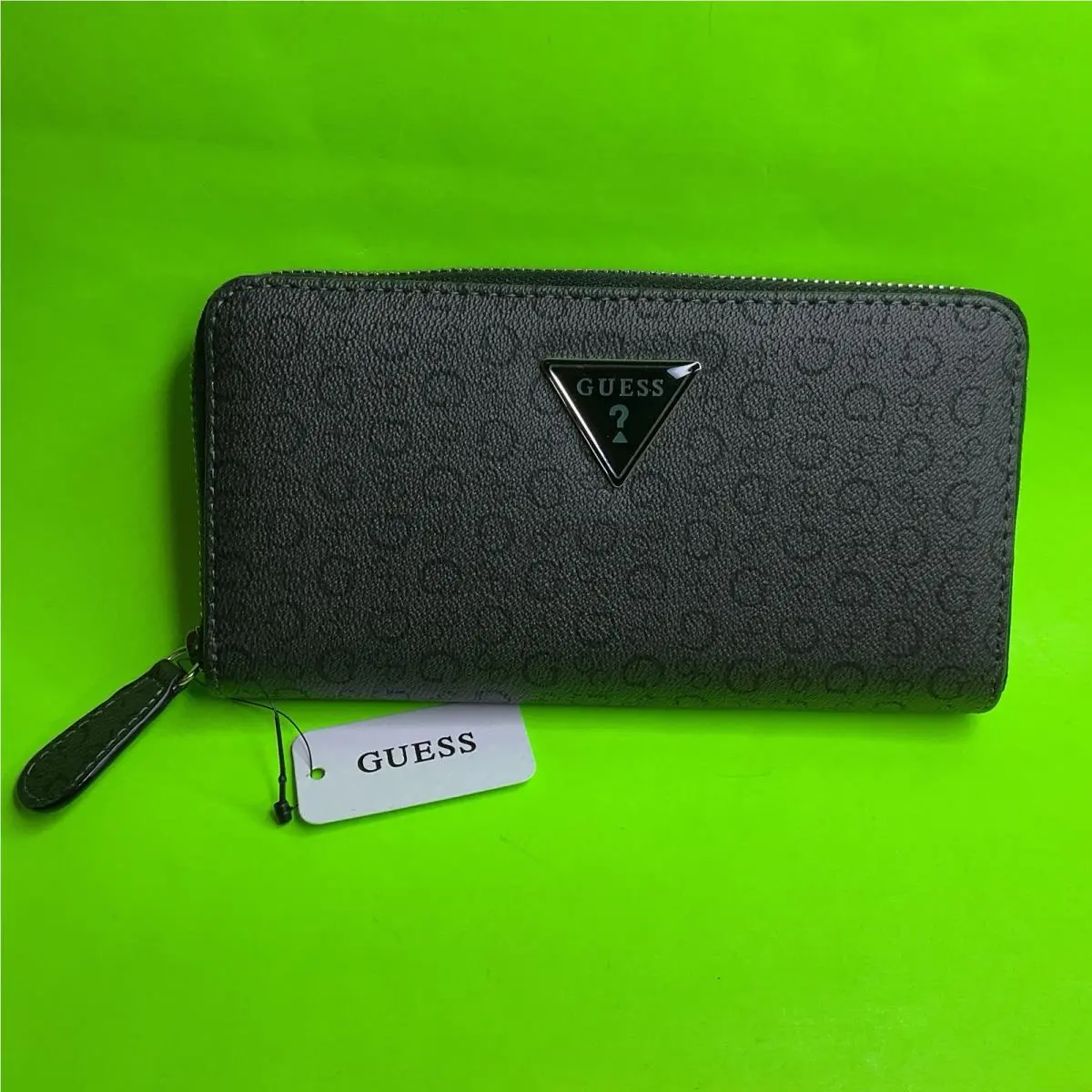 Los Angeles Women’s Wallet Gray W/black Silver Coal by Guess