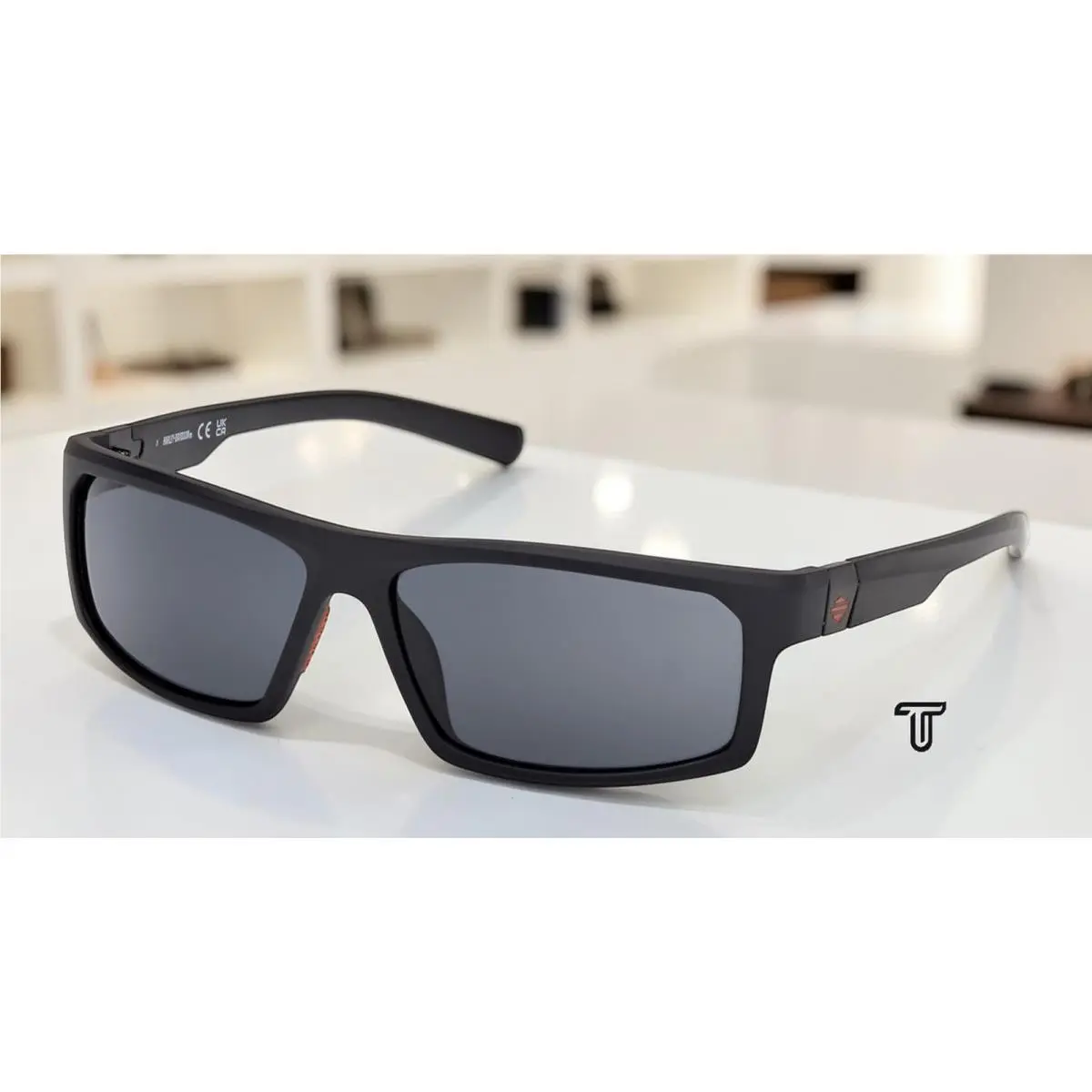 HD00023 02A Injected Matte Black Smoke 62 mm Men`s Sunglasses by Harley Davidson