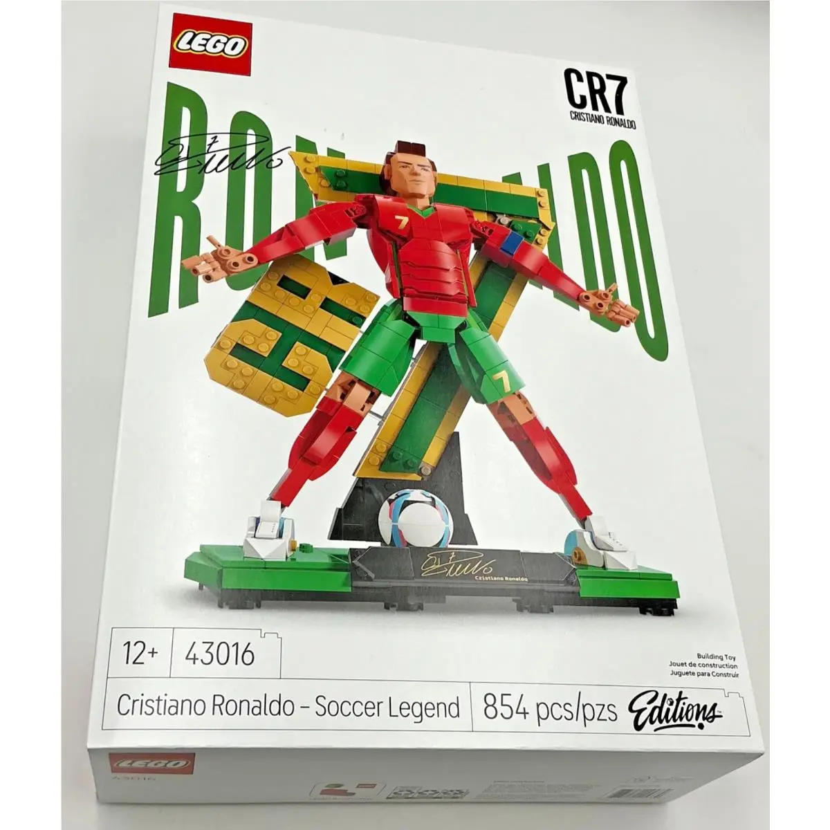Lego Cristiano Ronaldo Soccer Legend Set 43016 CR7