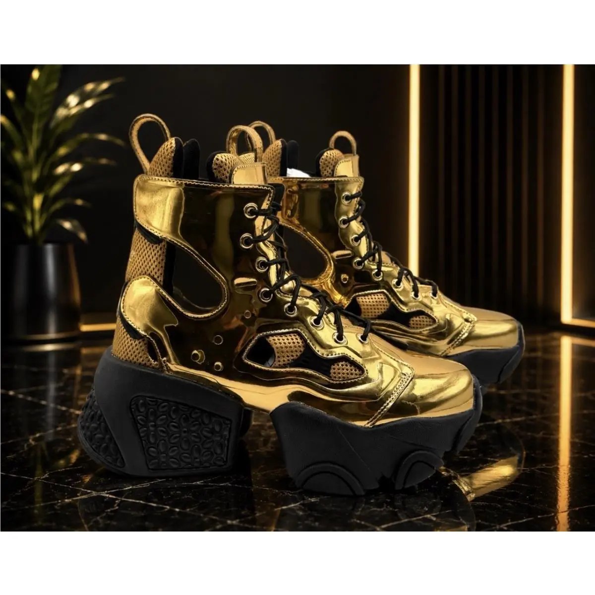 Reebok Noir Fury Boot Hi Gold Metallic Platform Shoes Men’s 7 Women’s8