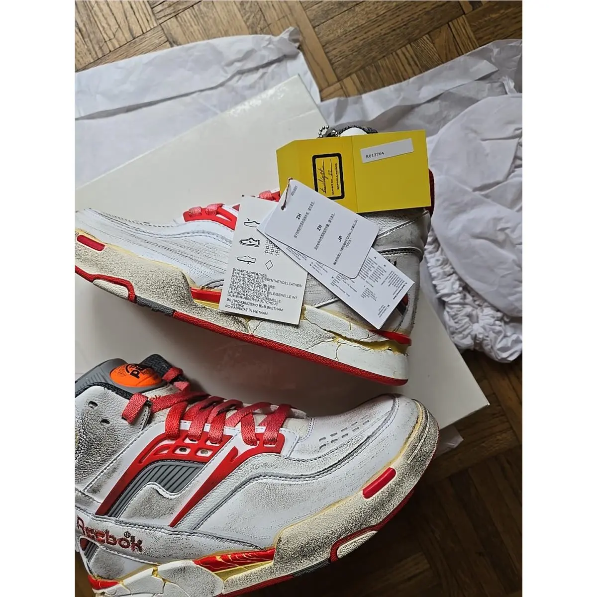 Reebok shoes - Reebok Pump TZ - Pump - FZ5736 - Red 1