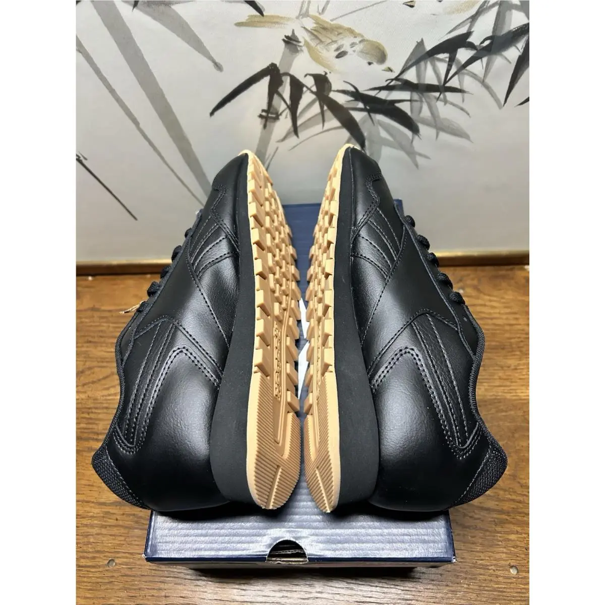 Reebok shoes - Reebok Classic - Classic - Black 2