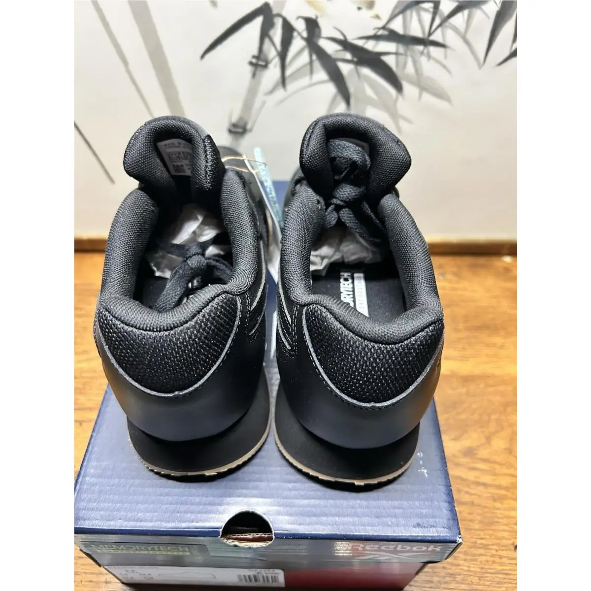 Reebok shoes - Reebok Classic - Classic - Black 4