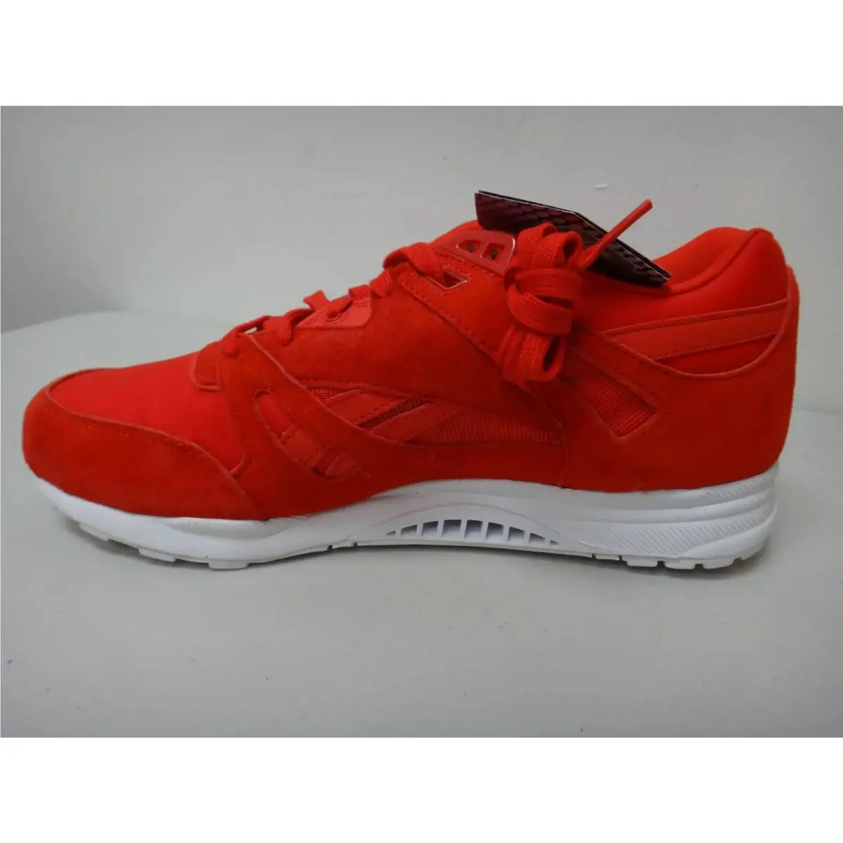 Reebok shoes - Reebok Ventilator - Ventilator - V68020 - Motor Red 3
