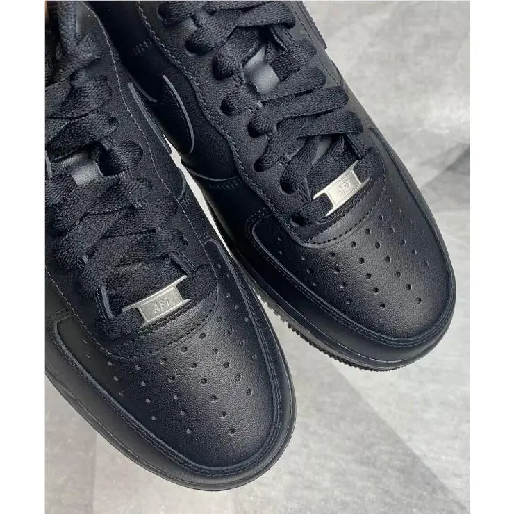 Nike shoes - Black 3