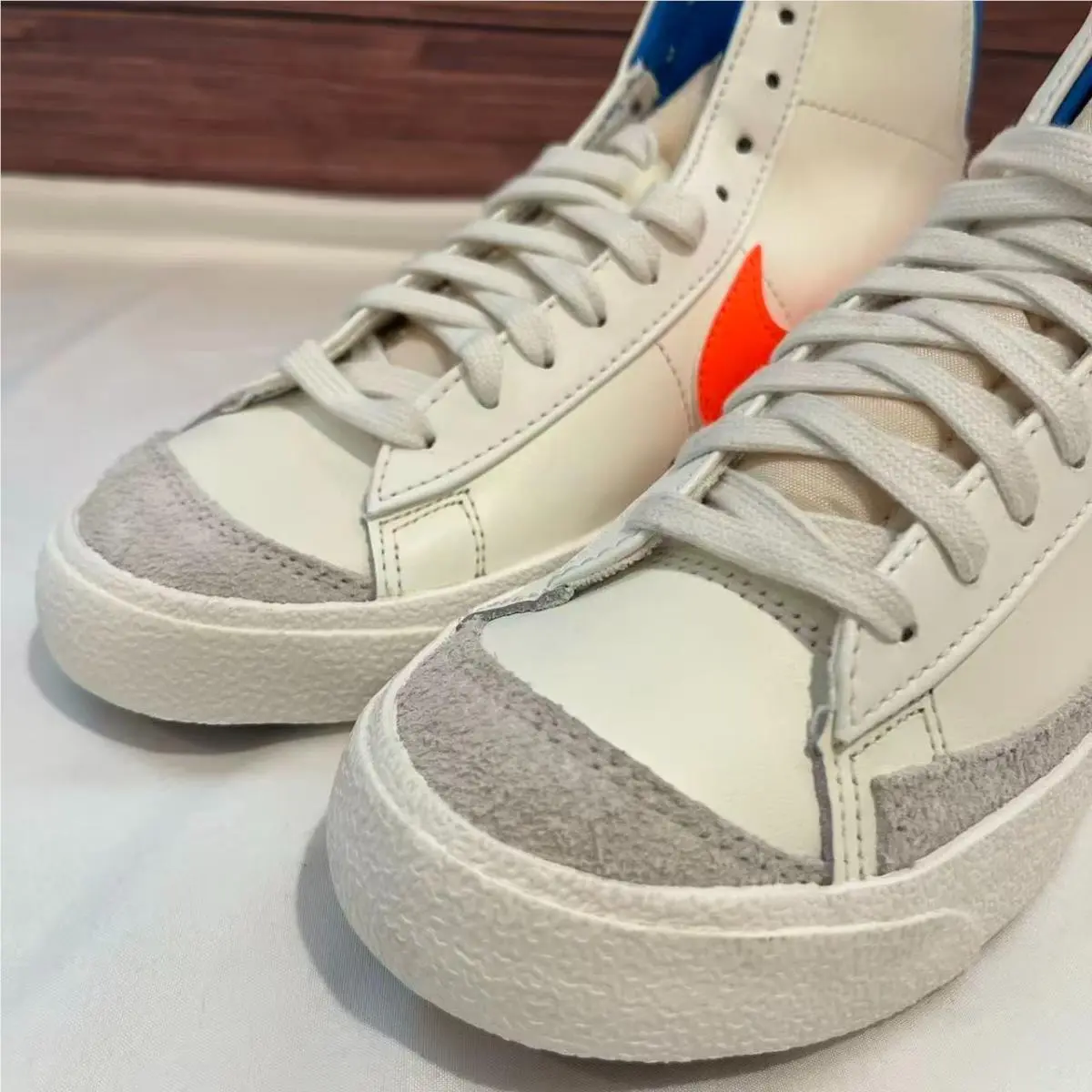 Nike shoes - Nike Blazer - Blazer - DQ4692-100 - Orange 16