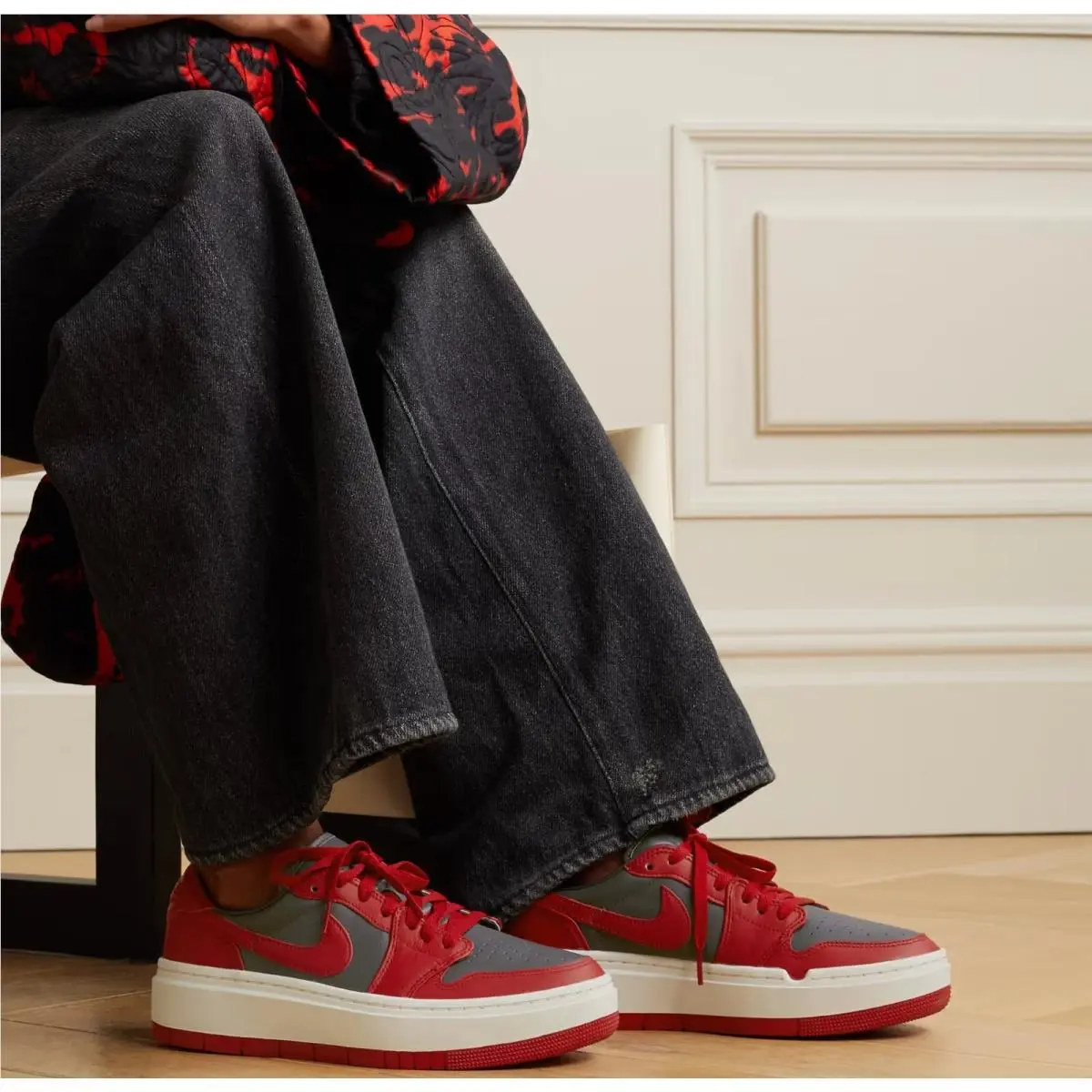 Nike shoes - Air Jordan 1 - Air - Red 1